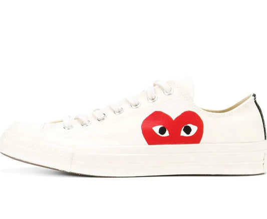 Comme Des Garçons Play x Converse tenis bajos Chuck 70